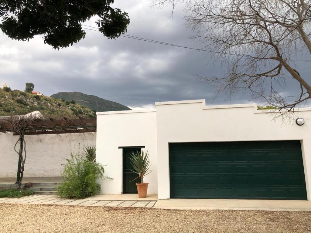 Catswhiskers Apartment Graaff Reinet Exterior photo